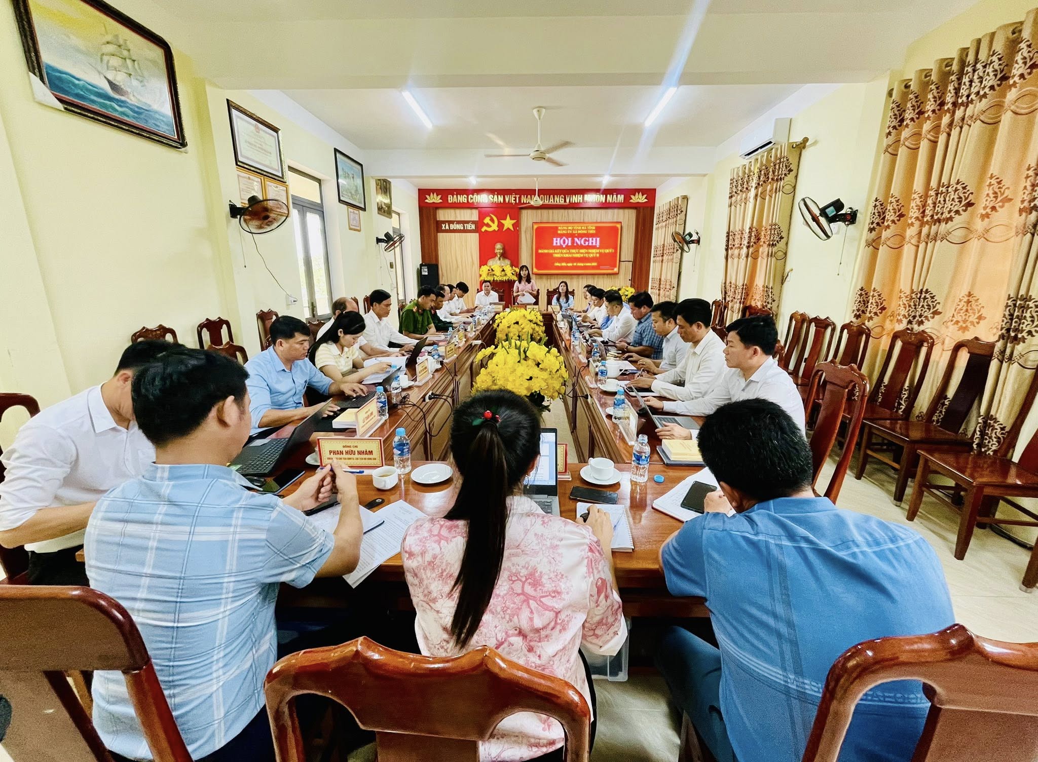 Đảng ủy xã Đồng Tiến  Hội nghị đánh giá kết quả thực hiện nhiệm vụ quý I, triển khai nhiệm vụ quý II năm 2026