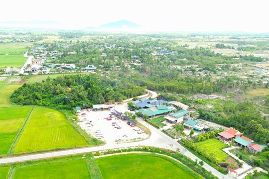 Sáng ngày 14/7/2026 tức ngày mồng 1 tháng 6 năm Bính Ngọ, Xã Đồng Tiến đã tổ chức Lễ Kỳ phúc Lục ngoạt tại Miếu Ao năm 2026. 