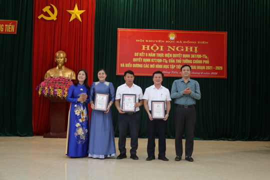 Hội Khuyến học xã Đồng Tiến: Hội nghị sơ kết 5 năm thực hiện Quyết định số 387/QĐ-TTg và Quyết định số 677/QĐ-TTg của Thủ tướng Chính phủ về xây dựng xã hội học tập giai đoạn 2021 – 2030