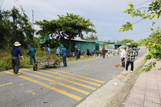 UBMTTQ xã Đồng Tiến: Lễ phát động ra quân hưởng ứng phong trào “Toàn dân chung tay bảo vệ môi trường, vì một Việt Nam xanh - sạch - đẹp.