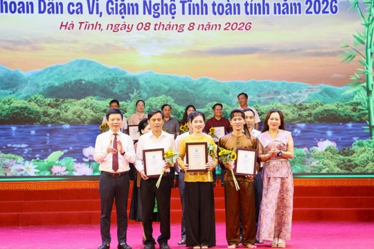 Liên hoan Dân ca Ví, Giặm Nghệ Tĩnh năm 2026 câu lạc bộ Dân ca Ví, Giặm xã Đồng Tiến đạt giải ba. 