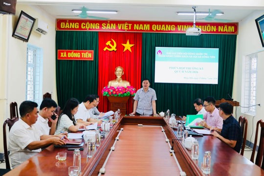  Ban đại diện Hội đồng quản trị Ngân hàng Chính sách xã hội xã Đồng Tiến họp thường kỳ  đánh giá kết quả thực hiện tín dụng chính sách xã hội 6 tháng đầu năm 