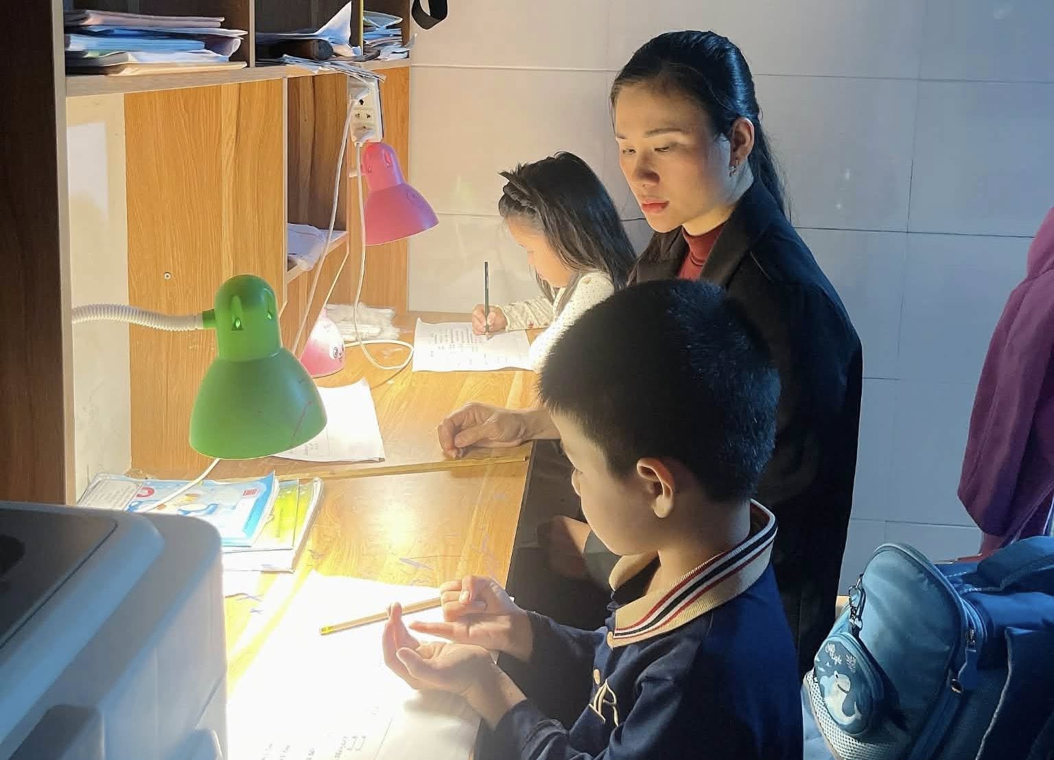 Xã Đồng Tiến, Hà Tĩnh: Hiệu quả từ tiếng trống khuyến học lúc 19h đêm 